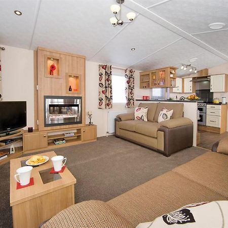Lakeside Holiday Park 호텔 번햄언씨 외부 사진